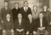 Электроцех (справа в первом ряду Шпенков Василий Николаевич), 1962 год title=